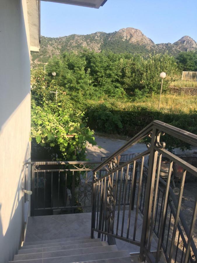 Honey Farm House Virpazar Esterno foto